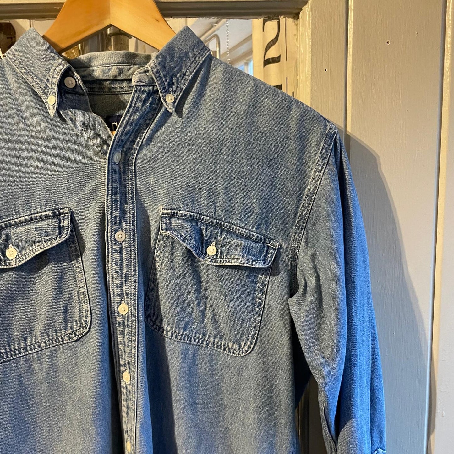 1990s Blue Long Sleeve Denim Button Shirt