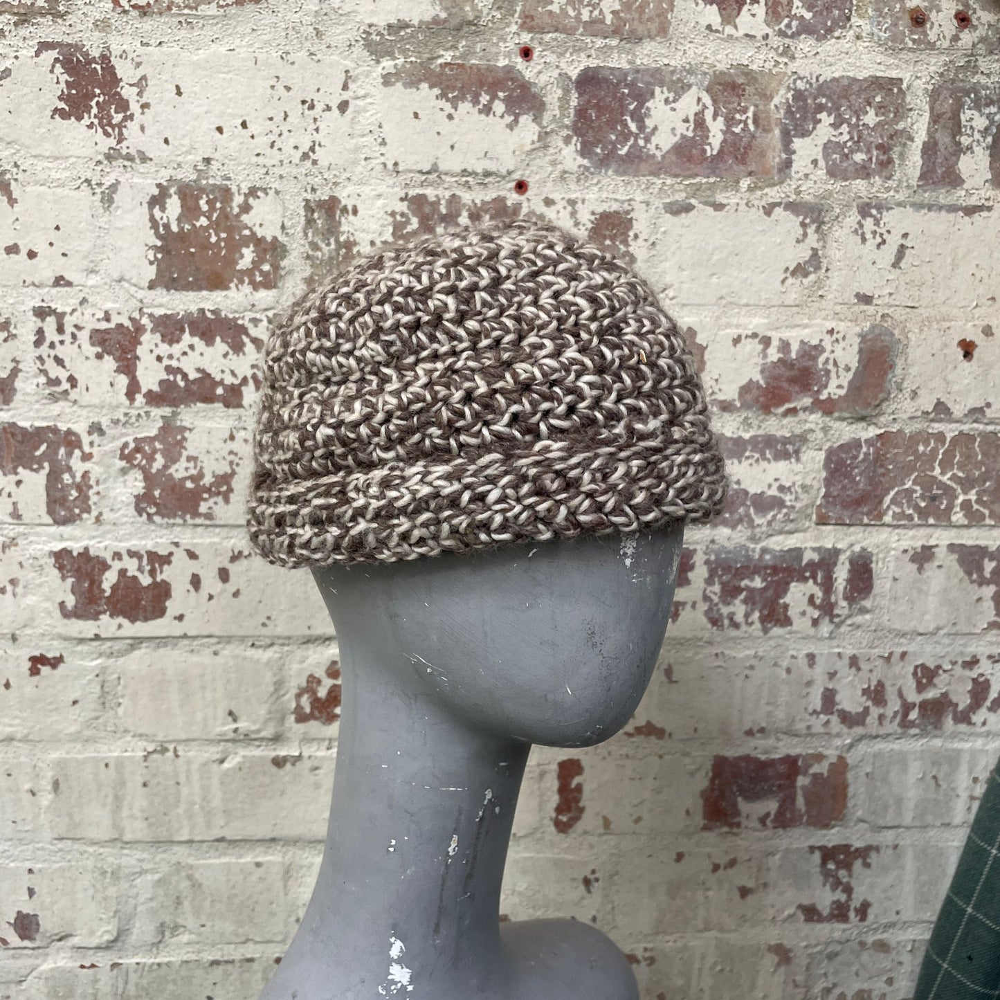 Vintage 1970s 1980s Brown Wool Knitted Beanie Hat