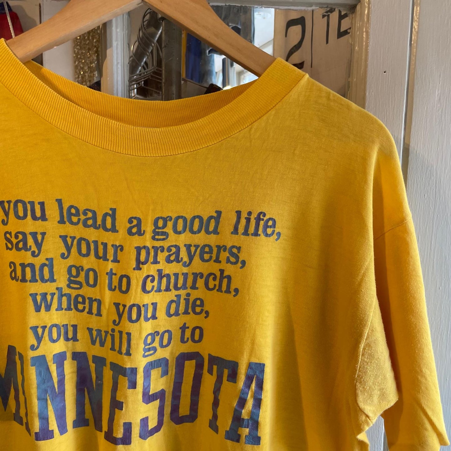 1980s Yellow Minnesota Graphic T-shirt