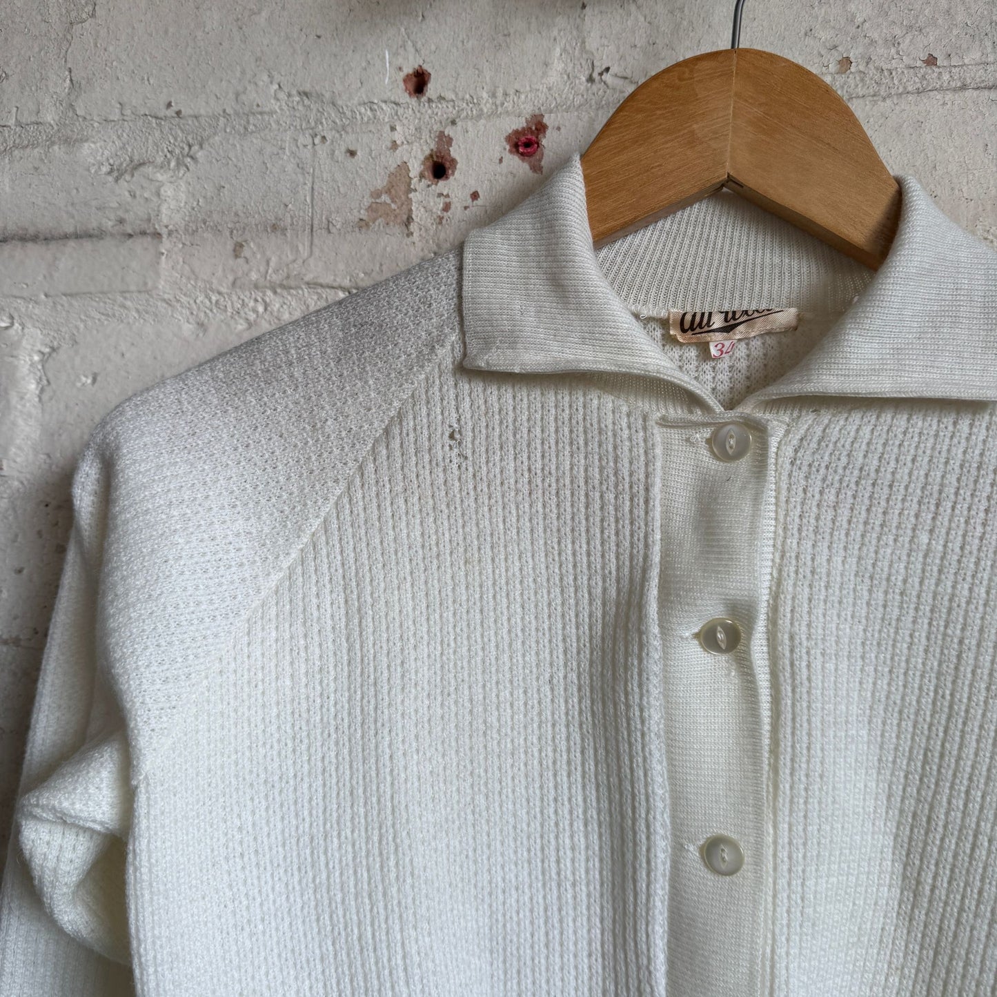 1950s White Knitted Button up Cardigan Jumper