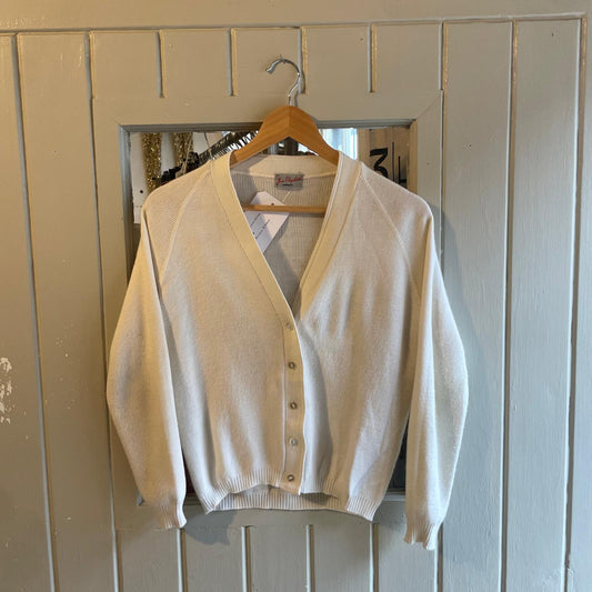 1960s White Knitted Cardigan Jumper
