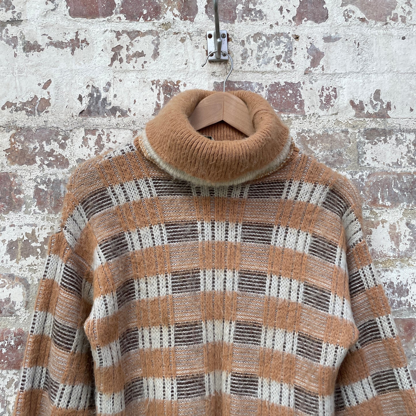 Vintage 1970s 1980s Beige Knitted Roll Neck Scottish Jumper